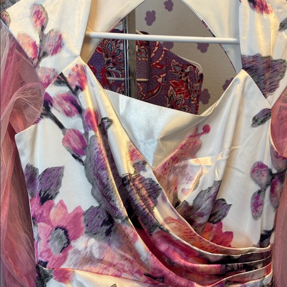 Maggy London Pink and Purple Floral Long Sleeve Dress - Picture 3 of 4